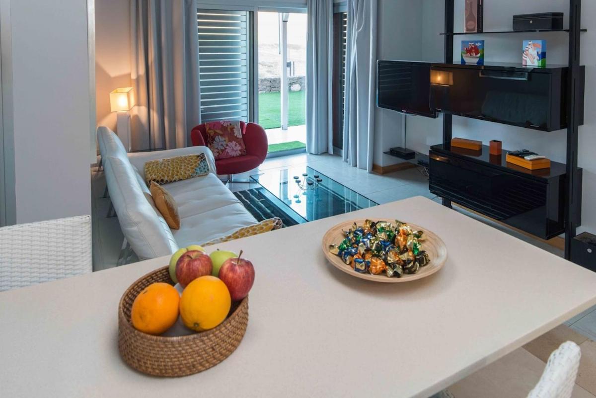 Lightbooking Piscina Privada Salobre Golf San Bartolomé Exteriör bild